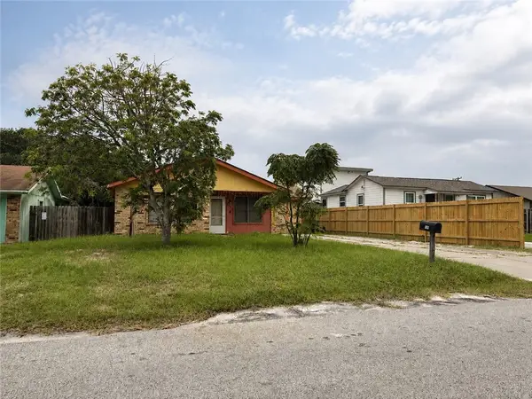 1042 S 10th Street, Aransas Pass, TX 78336