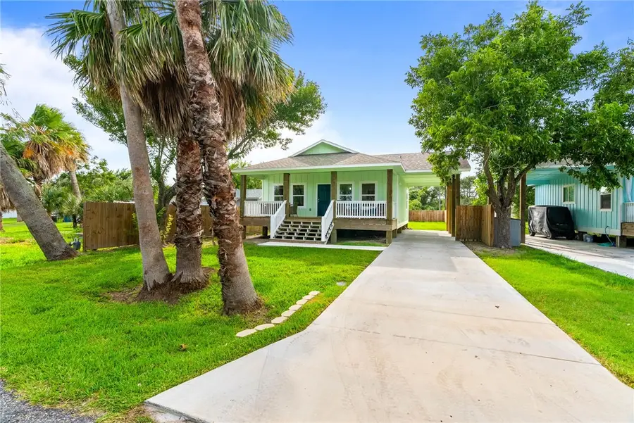 2311 S Bronte Street, Rockport, TX 78382 - #2