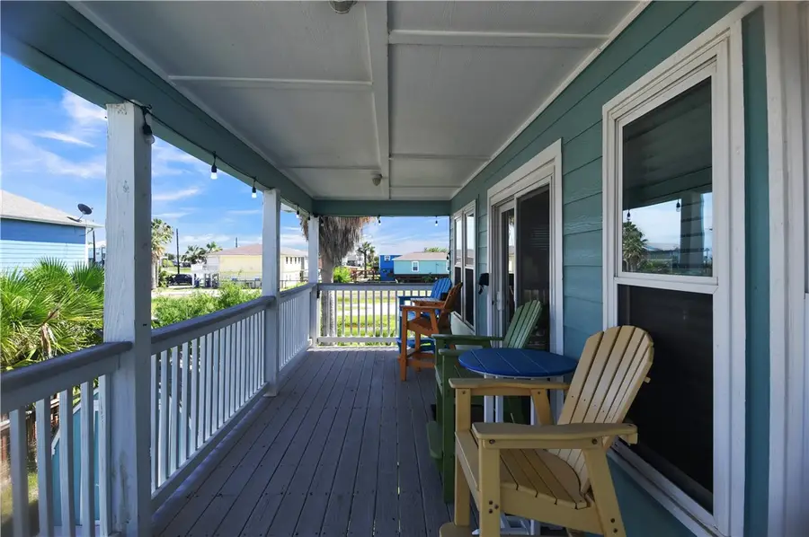 1228 S Live Oak Street, Rockport, TX 78382 - #2