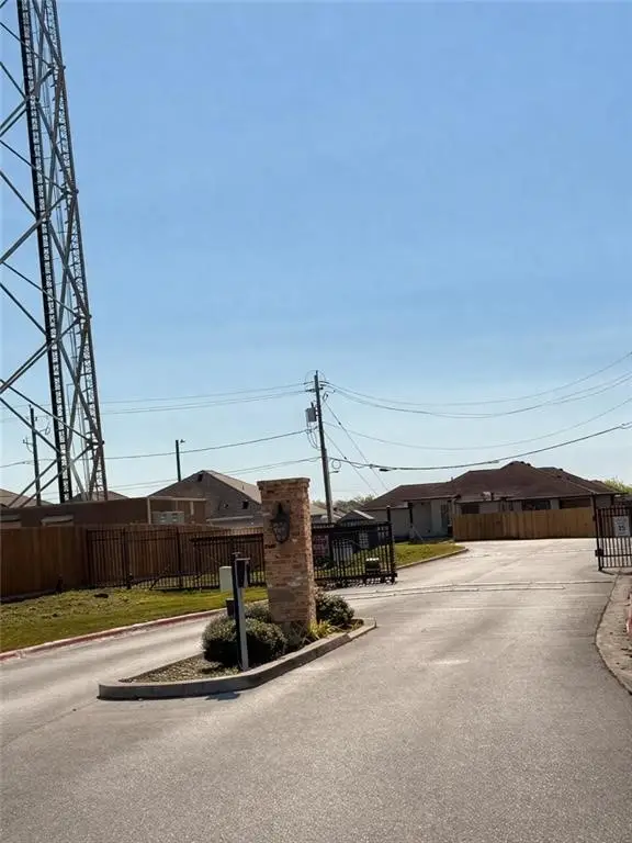 7210 Lake Bliss, Corpus Christi, TX 78414 - #2