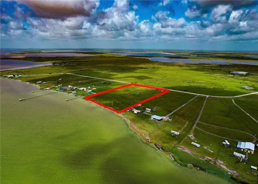240,238,228 Retreat Dr, Taft, TX 78390 - #2