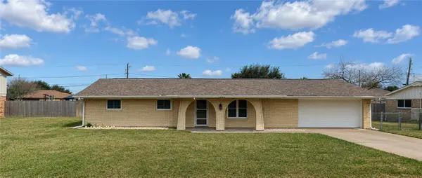 1607 W Palm Drive, Aransas Pass, TX 78336