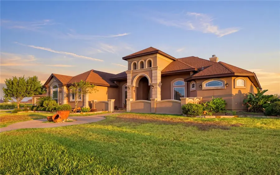 8401 Lago Vista Drive, Corpus Christi, TX 78414 - #2