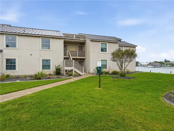 2515 Bayhouse Drive, Rockport, TX 78382