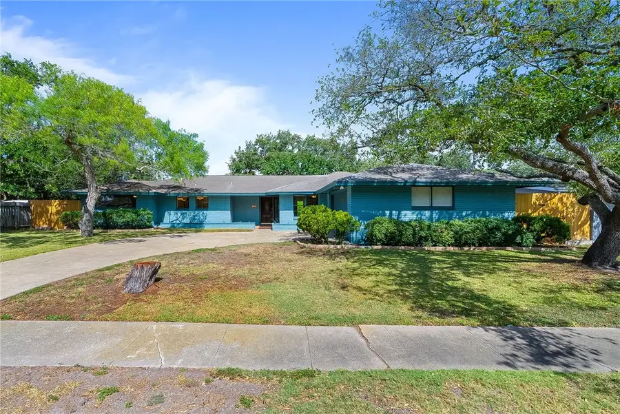 332 Poenisch Drive, Corpus Christi, TX 78412 - #2