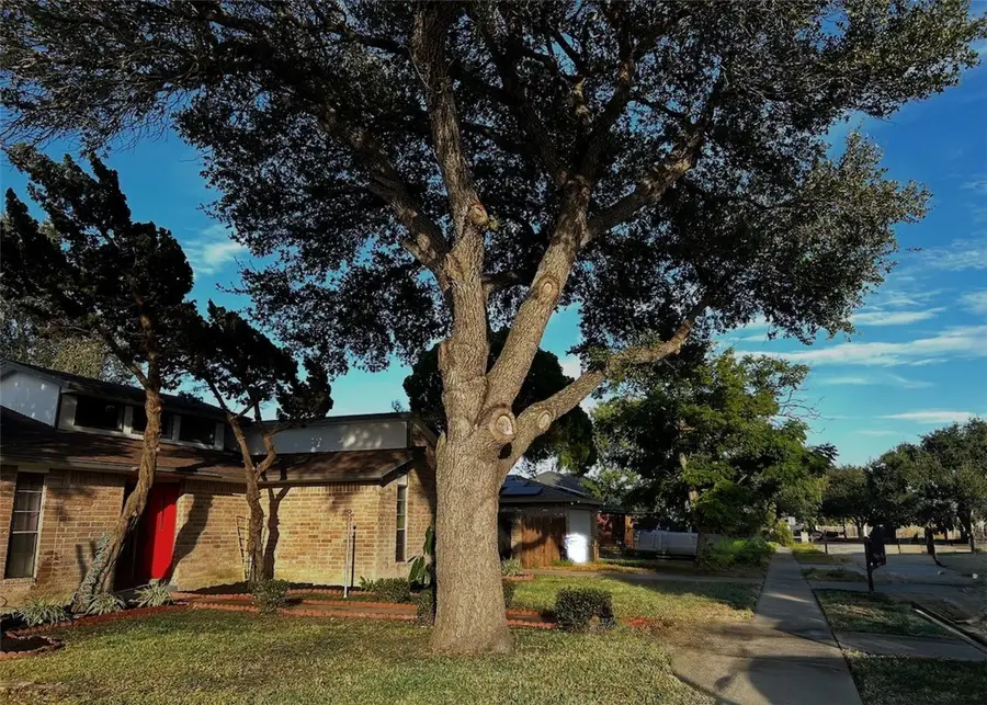 6358 Fitzhugh Drive, Corpus Christi, TX 78414 - #2
