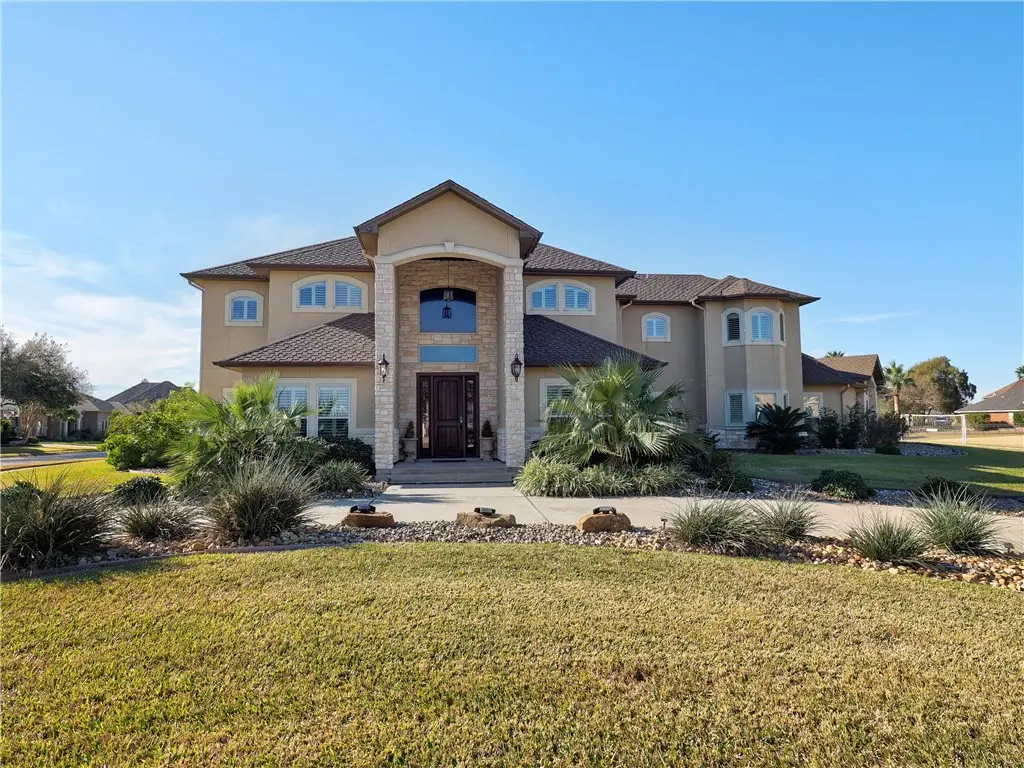204 Black Diamond, Portland, TX 78374 - #1