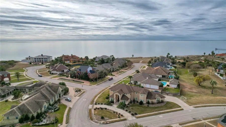 204 Black Diamond, Portland, TX 78374 - #2