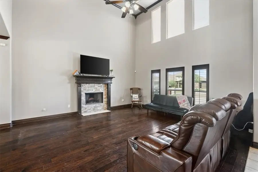 3614 Lake Palestine, Robstown, TX 78380 - #3