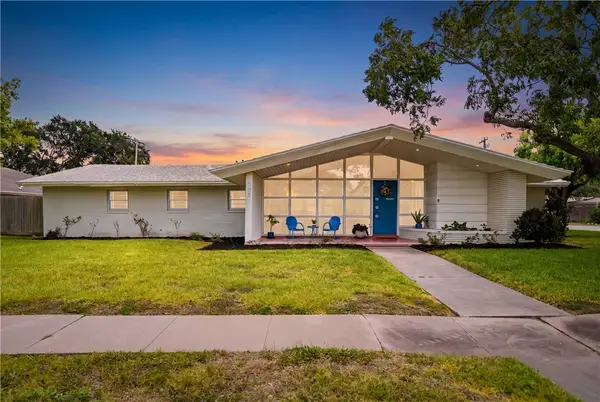 353 Bermuda Place, Corpus Christi, TX 78411
