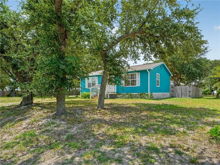 809 N 10th Street, Fulton, TX 78358 - #2