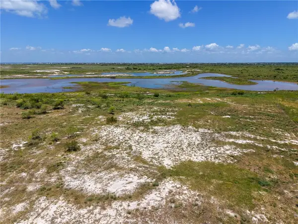 329 Cape Velero Drive, Rockport, TX 78382