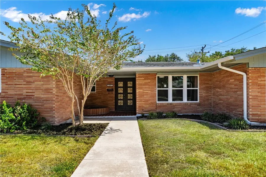 429 Montclair Drive, Corpus Christi, TX 78412 - #2