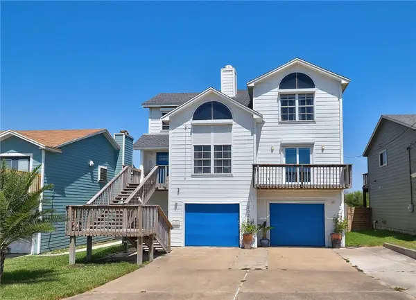 202 Causeway Street, Portland, TX 78374