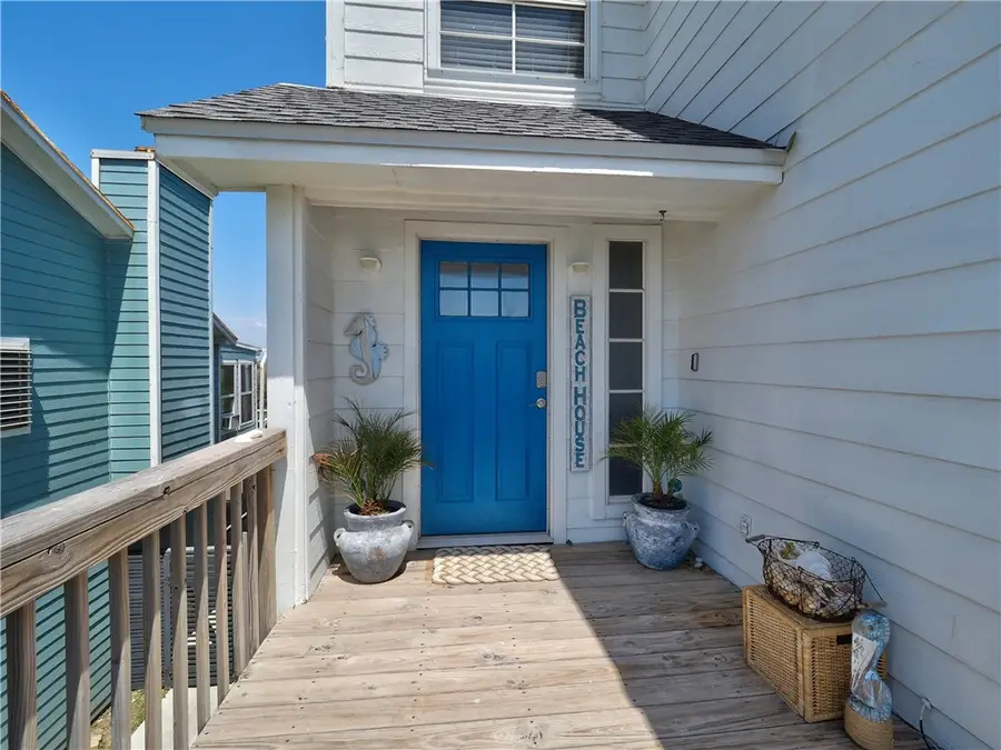 202 Causeway Street, Portland, TX 78374 - #2