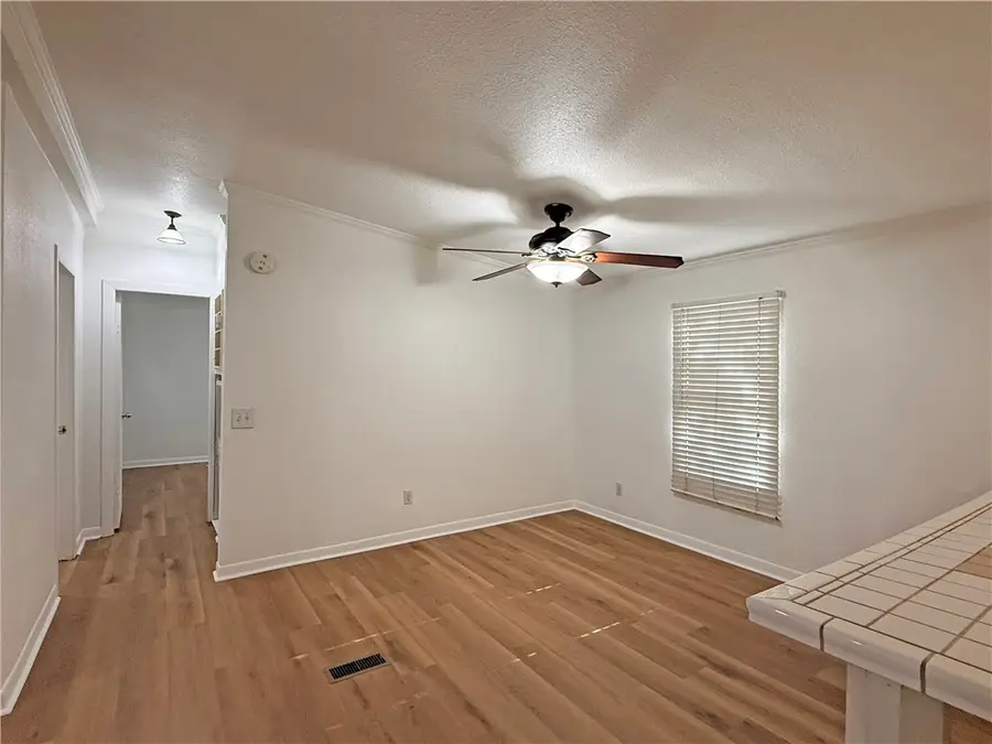 220 W Linden Street, Rockport, TX 78382 - #3
