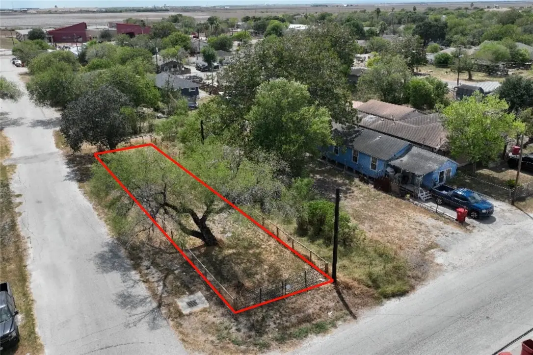 1100 Kansas Street, Robstown, TX 78380 - #1