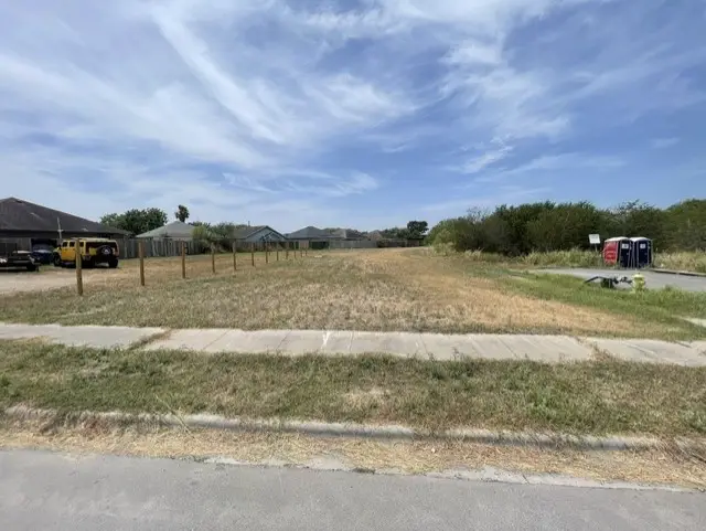 6221 Calle Cuernavaca, Corpus Christi, TX 78417 - #1