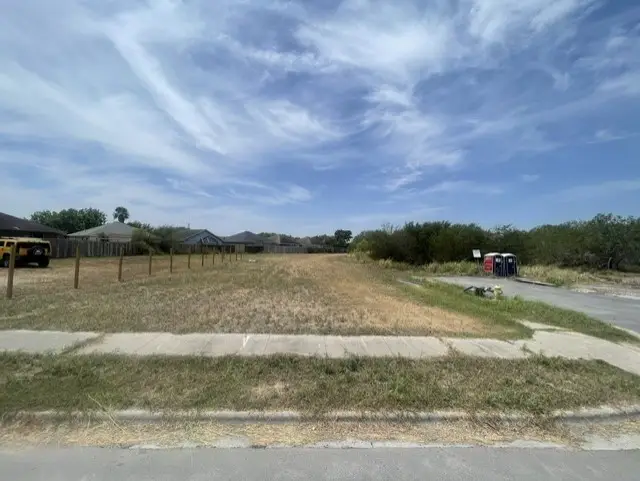 6221 Calle Cuernavaca, Corpus Christi, TX 78417 - #2