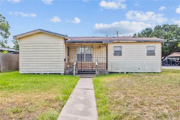 234 Pearse Drive, Corpus Christi, TX 78415