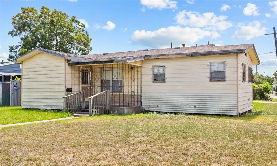 234 Pearse Drive, Corpus Christi, TX 78415 - #2
