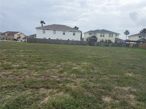 13989 Ports O Call Drive, Corpus Christi, TX 78418