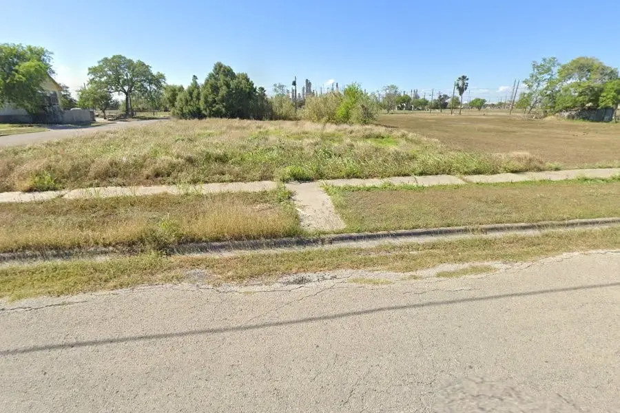 1503 Peabody Avenue, Corpus Christi, TX 78407 - #2
