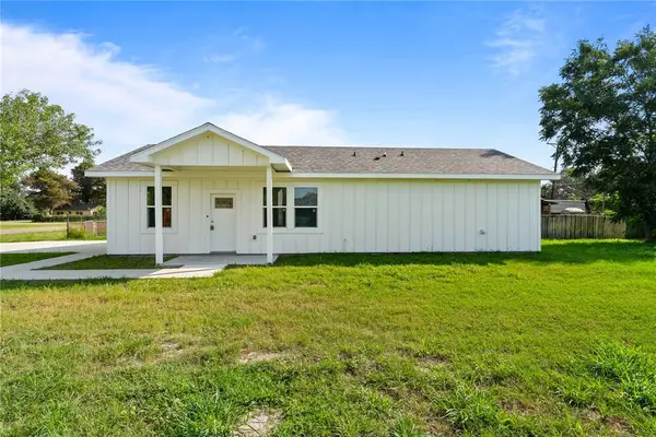 219 S 10th Street, Aransas Pass, TX 78336