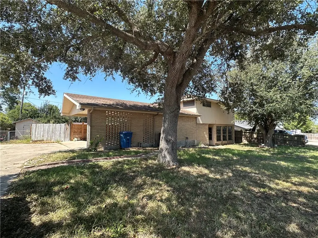 11121 Birdwood, Corpus Christi, TX 78410 - #1