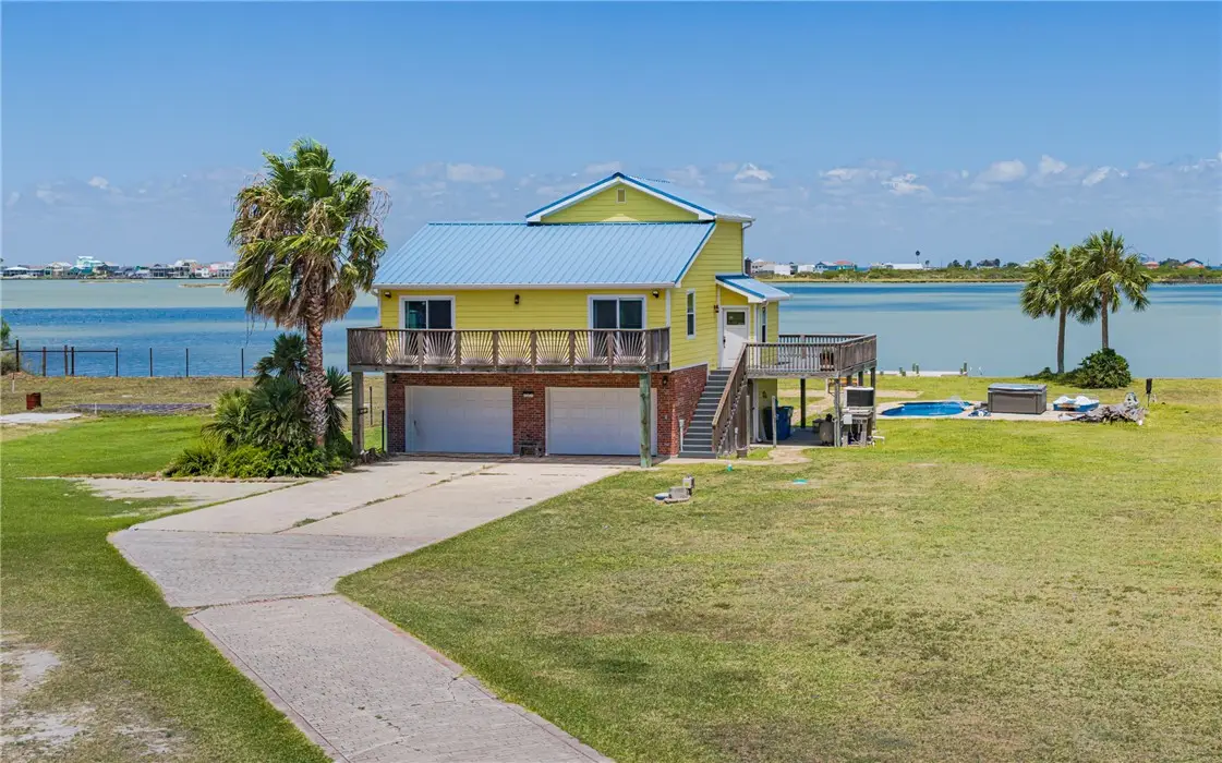 401 Old Salt Lake, Rockport, TX 78382 - #1