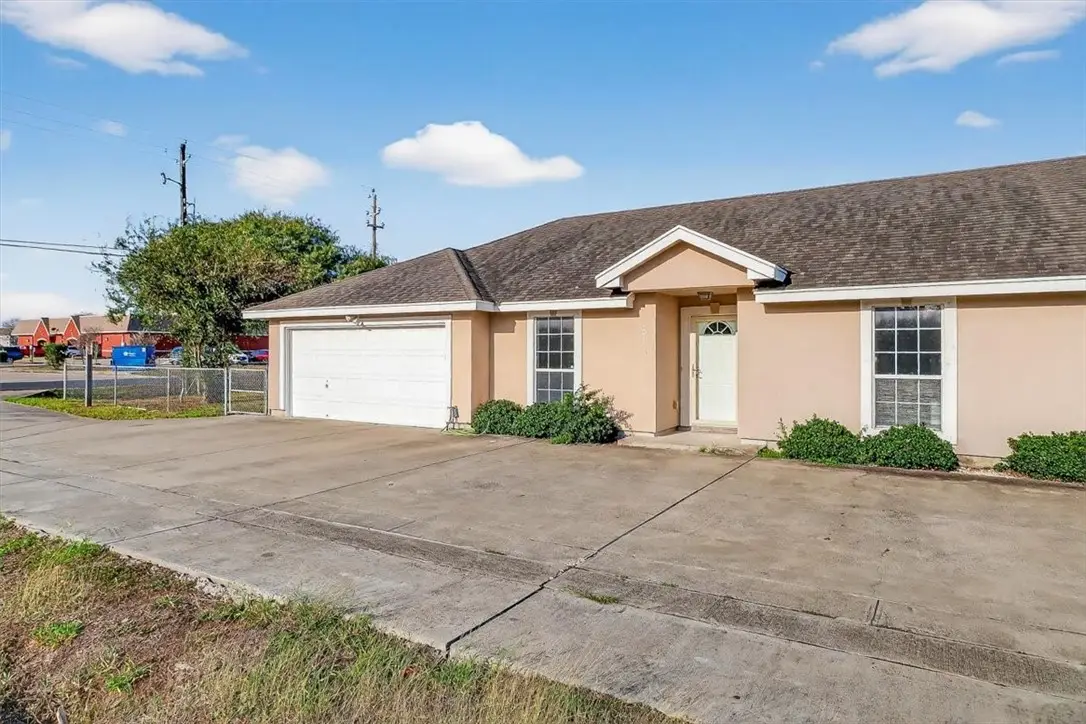 6834 Sandra #101, Corpus Christi, TX 78414 - #1
