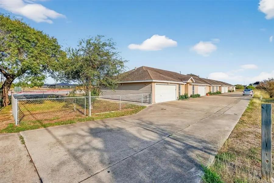 6834 Sandra #101, Corpus Christi, TX 78414 - #2