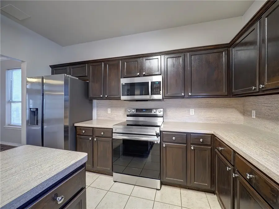 7401 Lake Livingston, Corpus Christi, TX 78413 - #3