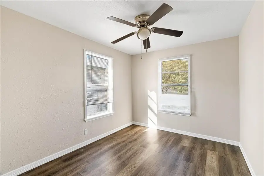 622 Airport #B, Corpus Christi, TX 78405 - #2