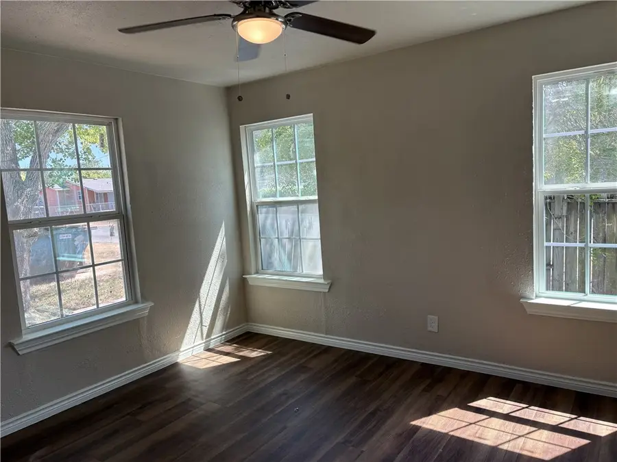 4642 Nesbitt Drive, Corpus Christi, TX 78415 - #3