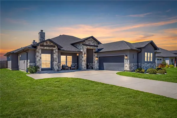 1933 Magnolia Falls Drive, Corpus Christi, TX 78415