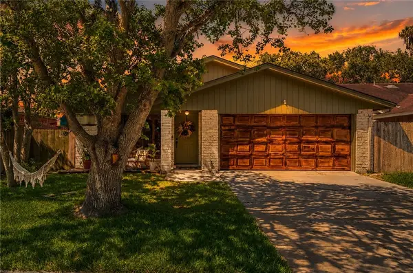 5337 Crossridge Drive, Corpus Christi, TX 78413