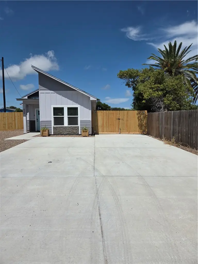 638 Claride Street, Corpus Christi, TX 78418 - #3