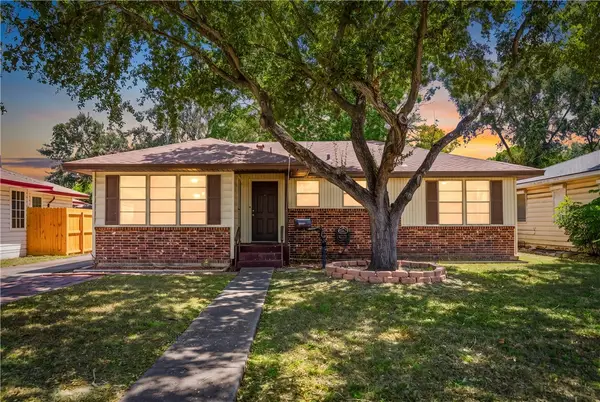 4122 Cott Street, Corpus Christi, TX 78411