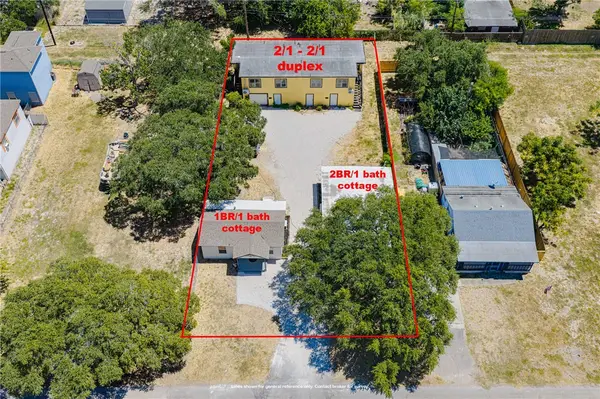 223 S 8th Street, Aransas Pass, TX 78336