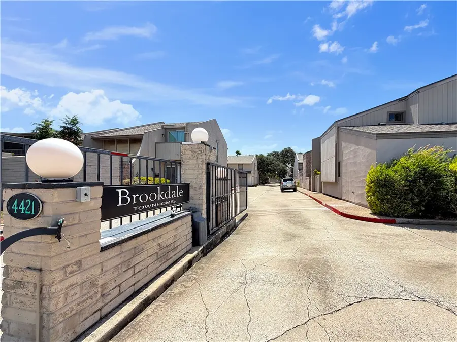 4421 Gaines Street #4, Corpus Christi, TX 78412 - #2