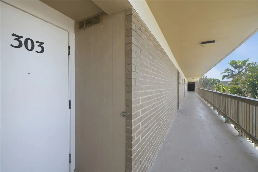 15340 Leeward Drive #303, Corpus Christi, TX 78418 - #1