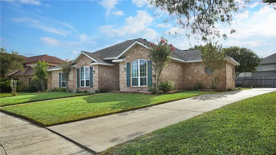7725 Lake Baykal Drive, Corpus Christi, TX 78414 - #2