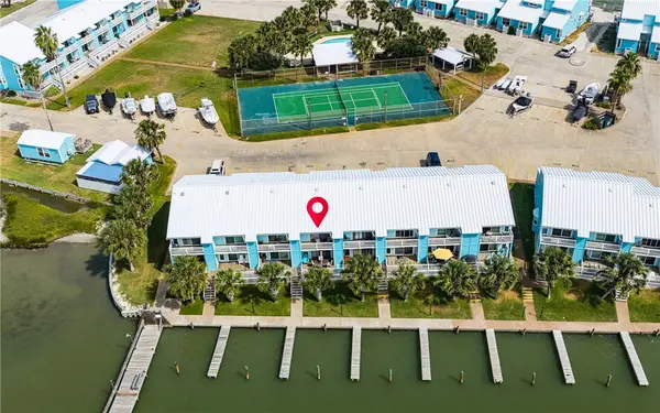 2292 N Fulton Beach Road #605, Rockport, TX 78382