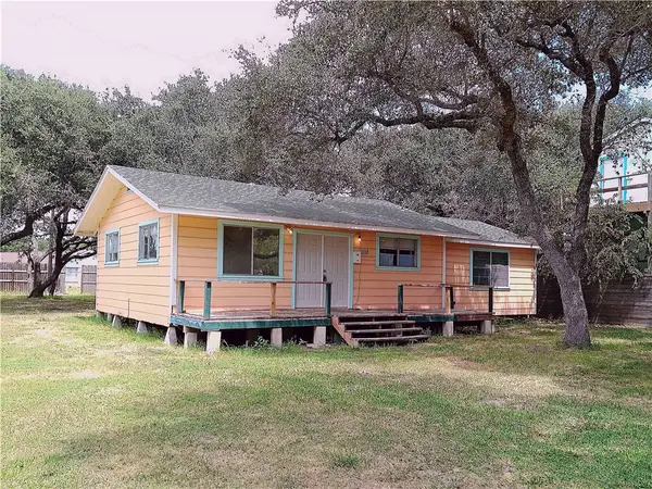 1408 Mallard Drive, Rockport, TX 78382