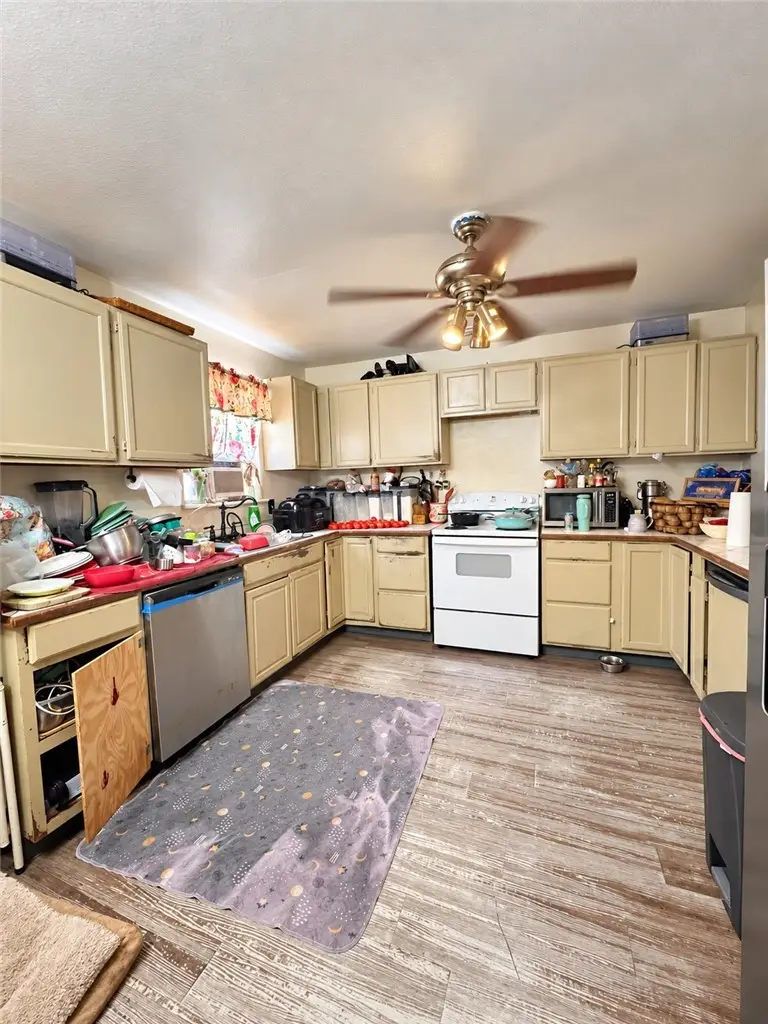 1913 Sandy Way, Corpus Christi, TX 78418 - #3