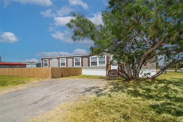 301 Industrial Street, Taft, TX 78390