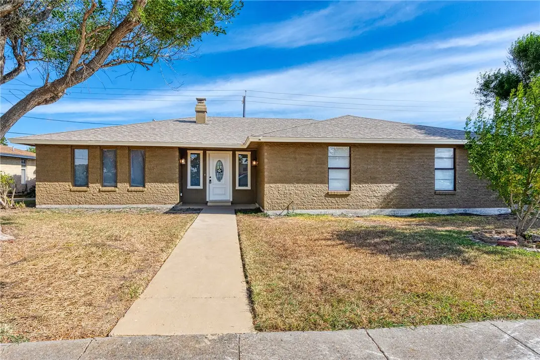 2228 Memorial Parkway, Portland, TX 78374 - #1