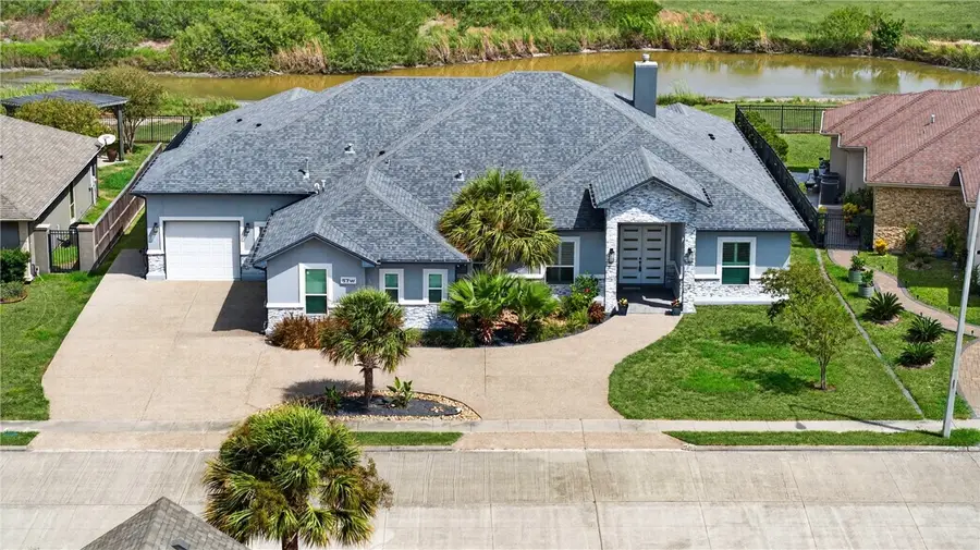 57 W Bar Le Doc Drive, Corpus Christi, TX 78414 - #2