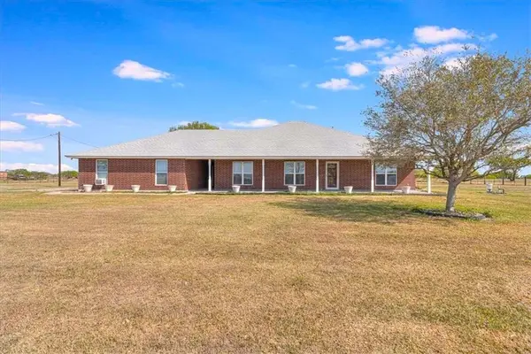 5004 County Road 1432, Aransas Pass, TX 78336